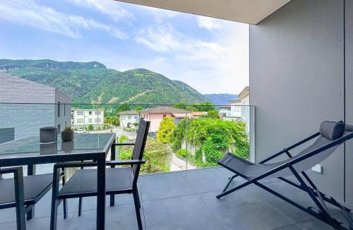 Melano Apartment | Nuovo e moderno appartamento 2 locali vicino al lago