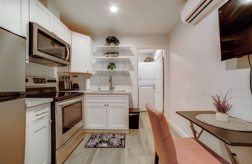 Moreno Valley Apartment | Nurse-Ready Rental 10 Mi to Dtwn Riverside!