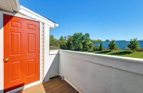 Tuckahoe Condo | Nurse-Ready Richmond Condo 4 Mi to Medical Centers