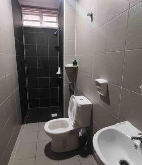 Kampung Bukit Mempelas House | Nurul Homestay Ajil