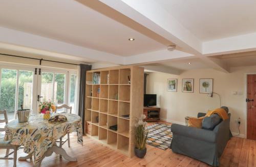 Honiton House | Nuthatch