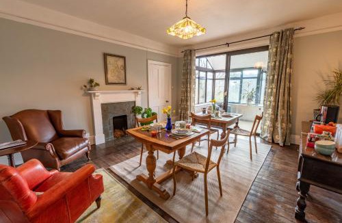 Brushford Bed & Breakfast | Nutsford House