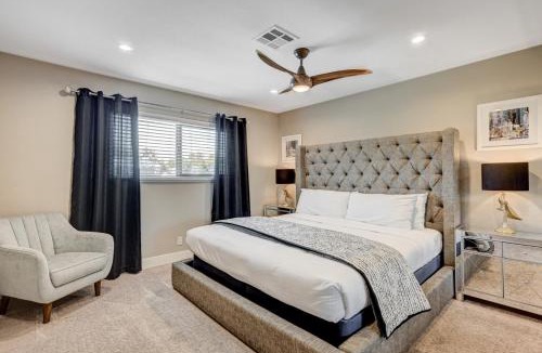 Rancho Oakey House | NV3408- Close to the Strip, Pool, Putting Green, Spa