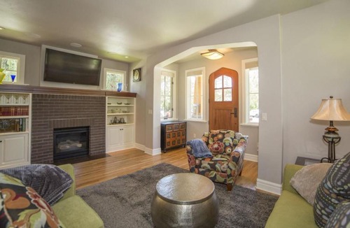 River Terrace House | NW Awbrey Road