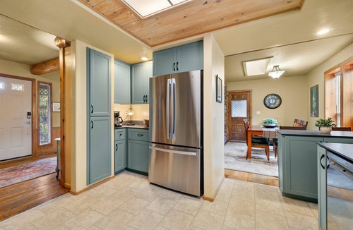 Old Bend House | NW McCann | 2 Bed, 1 Bath