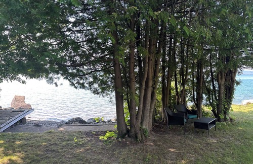 Goulais River Cottage | nWeekly rental, cozy rustic cottage to rent on the shores of Lake Superior