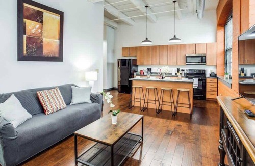 Downtown Rochester Apartment | NY Style Centric Loft w/King