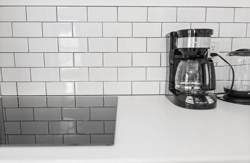 Ithaca House | NY Suite | Downtown walk to Commons | Free Parking