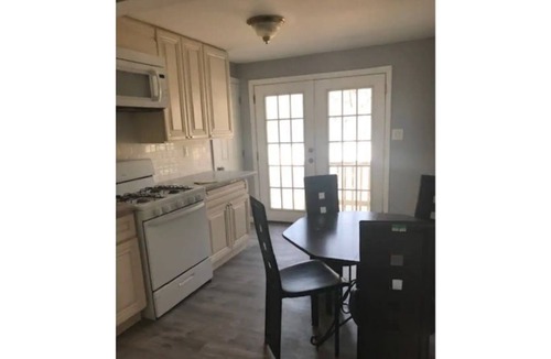 Central Nyack Apartment | Nyack Get Away