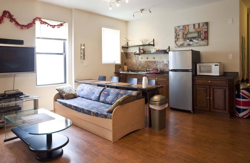 Brighton Beach Apartment | NYC 30 min by Subway, Brooklyn, Brighton Beach 2