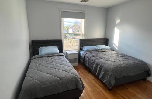 Passaic Apartment | NYC Adjacent Comfy 9 Guest Home