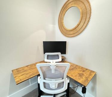 West Side Apartment | NYC Gateway, 30minutes from Manhattan