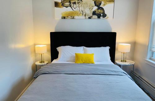 Mott Haven Apartment | NYC Oasis