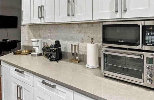 Central Park North Apartment | NYC XL 3 bedroom 4 bed Brownstone Gem !