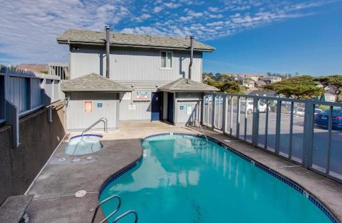 Newport Hotel | NYE Beach Haven Studio