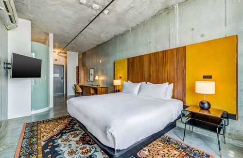 Las Colinas Hotel | NYLO Las Colinas Hotel, Tapestry Collection by Hilton