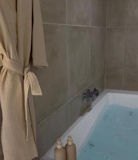 Bonneuil-sur-Marne Apartment | Nymikō suite