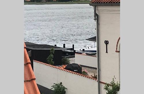 Kerteminde Apartment | NYT! Penthouselejlighed nu med altan og havneudsigt
