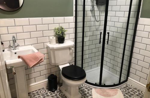 Pembroke Dock Apartment | Nyth Bach - Little Nest