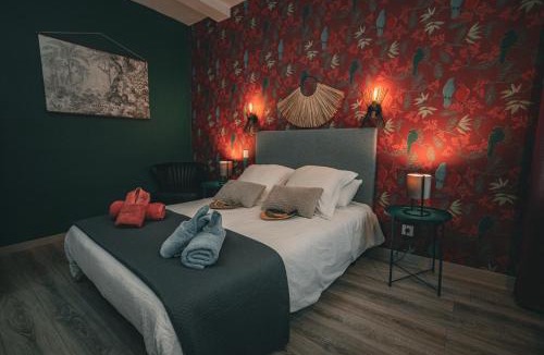 Vireux-Wallerand House | O bois dormant