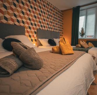 Vireux-Wallerand House | O bois dormant