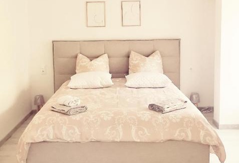 Argenteuil Apartment | O'Calme House