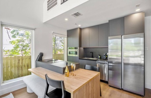 Greater East End Apartment | O`Four Lofts North, Unit A