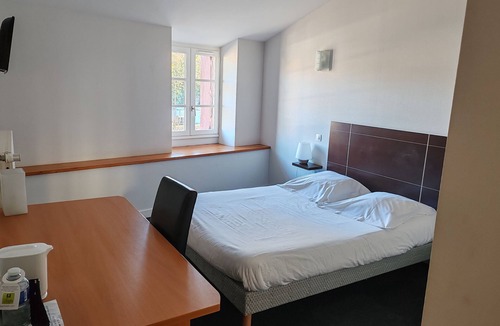 Airvault Hotel | O'Fun Art