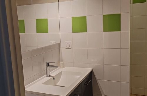 Airvault Hotel | O'Fun Art