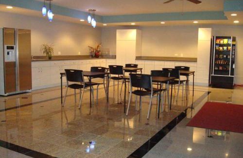 Schiller Park Hotel | O'Hare Inn & Suites