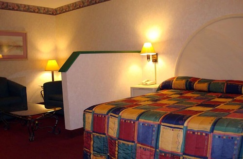 Schiller Park Hotel | O'Hare Inn & Suites