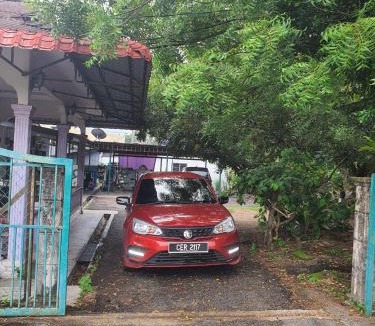 Bukit Baru House | O'Moona Homestay