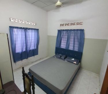 Bukit Baru House | O'Moona Homestay