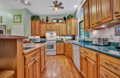 Westlake Corner House | O'NEILL'S GETAWAY