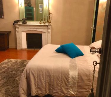 Saint-Marcel-sur-Aude Bed & Breakfast | O'palmier Caché