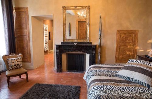 Saint-Marcel-sur-Aude Bed & Breakfast | O'palmier Caché