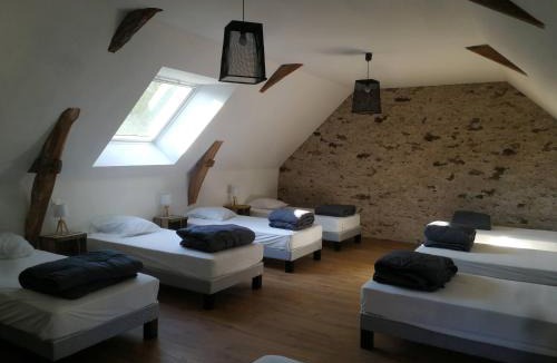 Murs-Erigne House | O'Parc du Louet