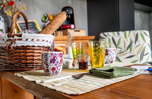 Cholet House | O' petit jardin . simply feel good!