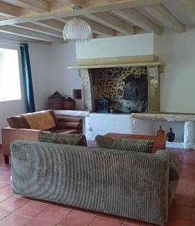 Montreuil-le-Henri House | O'Pix Cottage