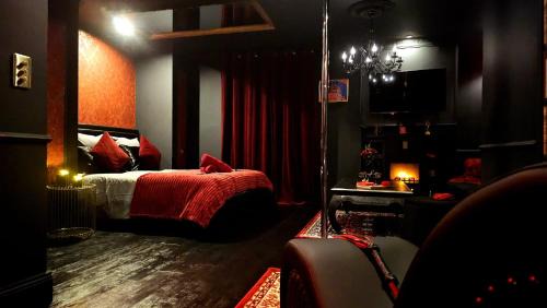 Quartier du vieux cimetiere Apartment | O' Plaisirs Interdits - Loveroom