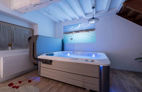 Corps-Nuds Apartment | O Ricoul - House with jacuzzi near Rennes