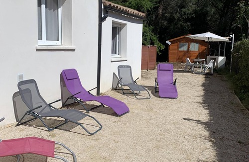 Bagnols-sur-Ceze House | Ô Soleil de Bagnols, gite with private pool, pets welcome