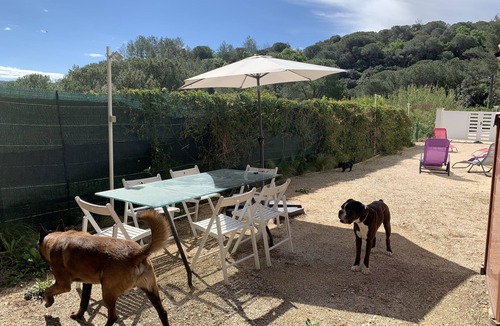Bagnols-sur-Ceze House | Ô Soleil de Bagnols, gite with private pool, pets welcome
