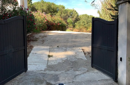 Bagnols-sur-Ceze House | Ô Soleil de Bagnols, gite with private pool, pets welcome
