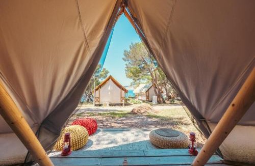 Sibenik Hotel | O-Tents by Obonjan Island Resort
