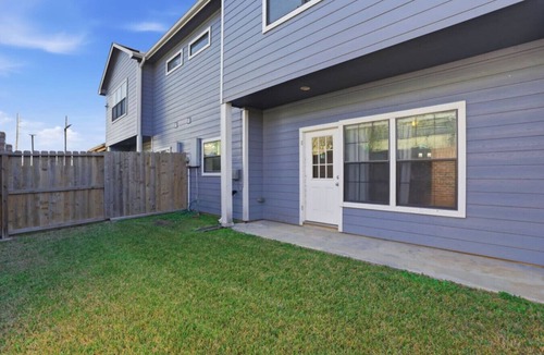 Greater Fondren Southwest House | O18A Spacious 3BR Houston Home Sleeps 10 With Two Living Areas