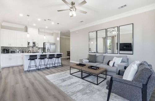 Greater Fondren Southwest House | O30B Southwest Houston 2BR Townhome with King Beds and Workspaces