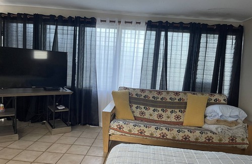 Hauula Apartment | Oahu North Shore Ocean Views with Parking