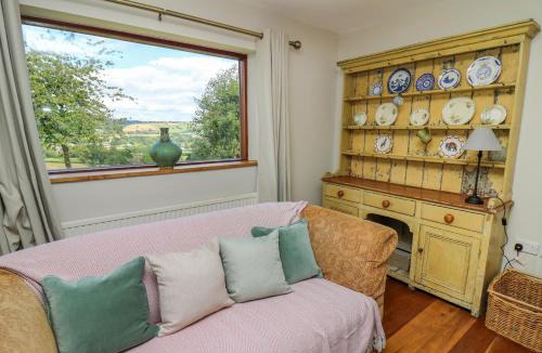 Presteigne House | Oak Apple Cottage