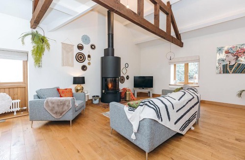 Much Wenlock House | Oak Barn